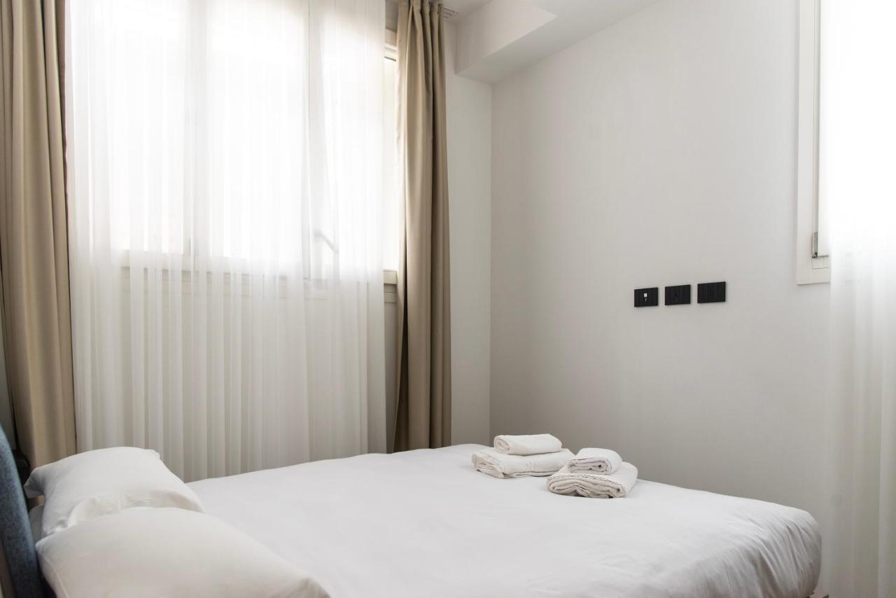 Youhosty - Montebianco 4/6 Milano Ngoại thất bức ảnh